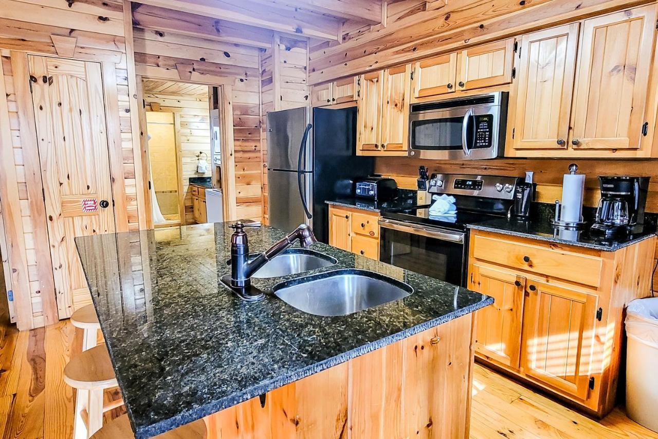 Serenity Now Gatlinburg Extérieur photo